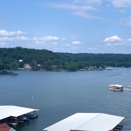 The Lake Escape With Balcony And Pool Access! Camdenton Εξωτερικό φωτογραφία