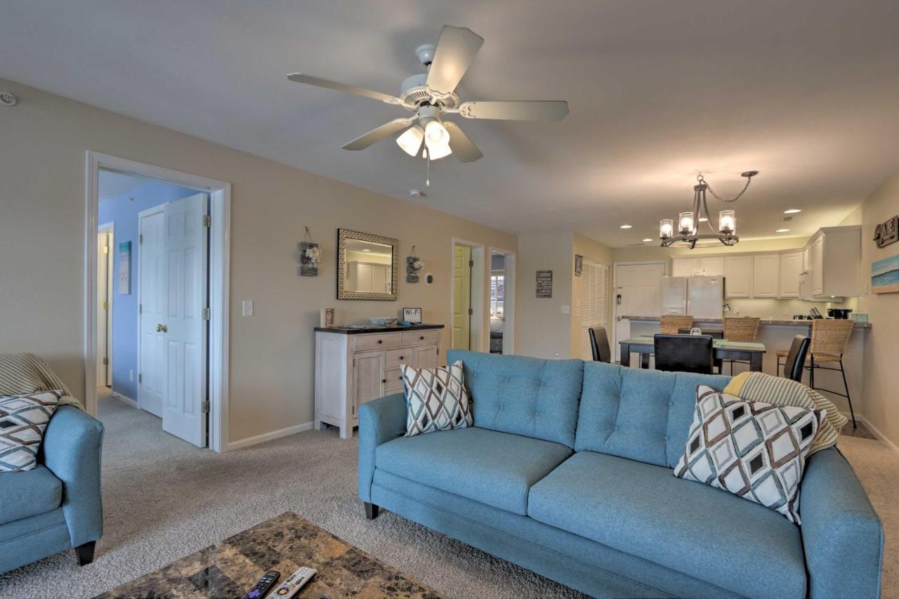 The Lake Escape With Balcony And Pool Access! Camdenton Εξωτερικό φωτογραφία